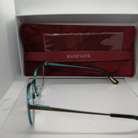 New/Authentic Marciano by Guess GM0311 Copper/Grn - Picture 3 of 7